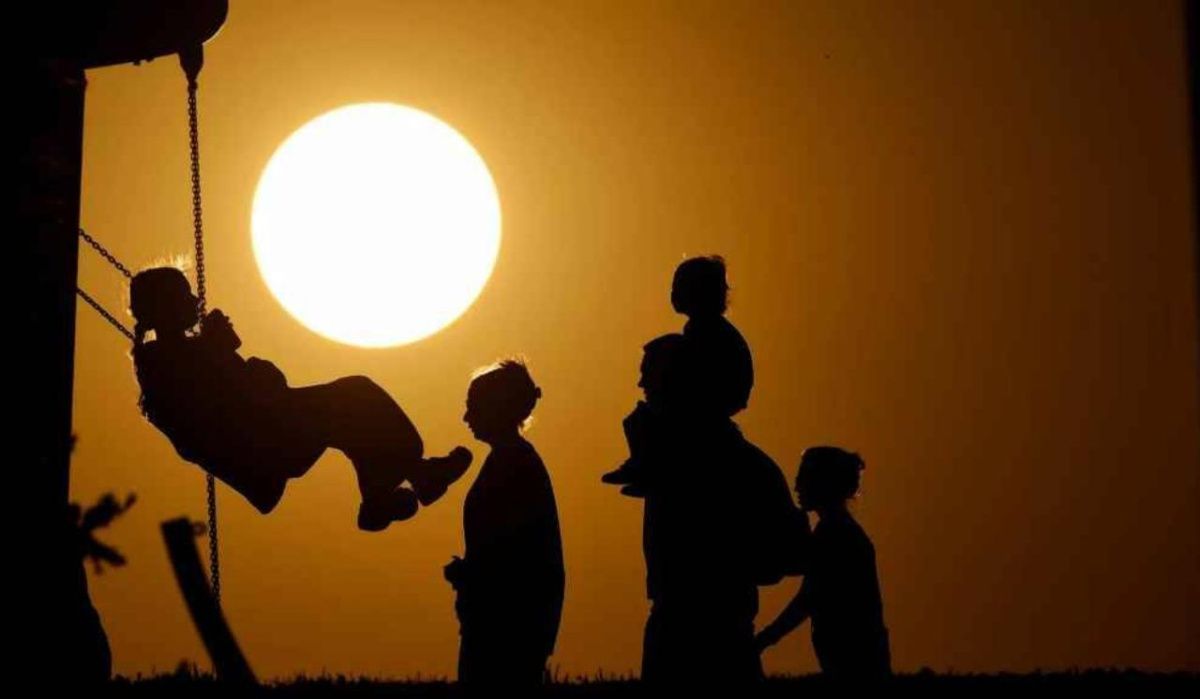 Котяков рассказал, кто получит семейную выплату в 2026 году