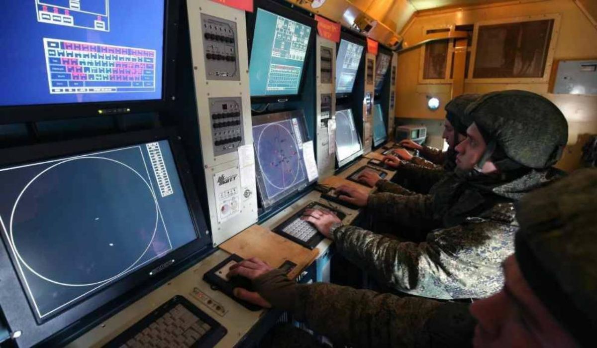 ПВО уничтожила беспилотник, летевший на Москву