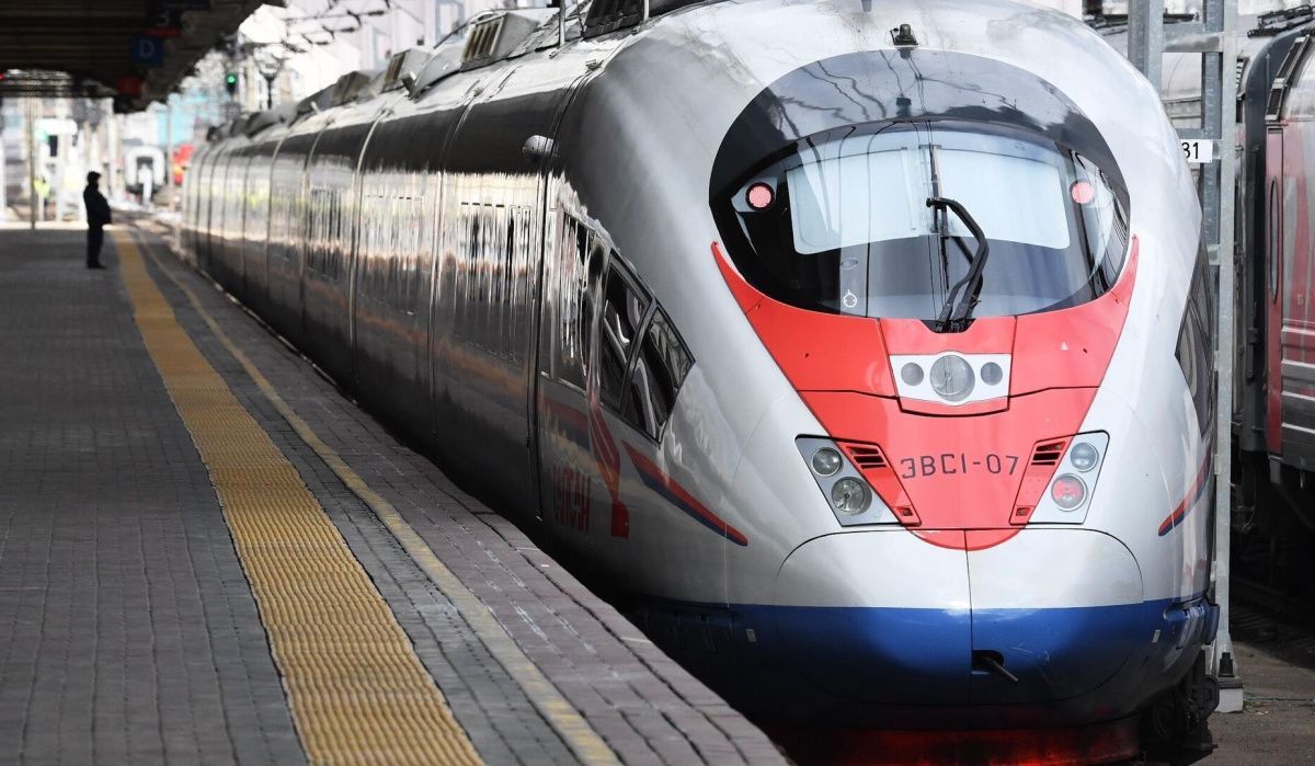 РЖД увеличили количество мест в &quot;Сапсанах&quot; для удовлетворения спроса