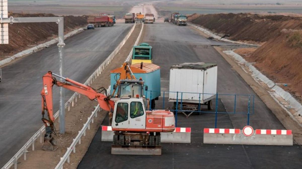 На двух трассах Челябинской области на несколько месяцев ограничат движение