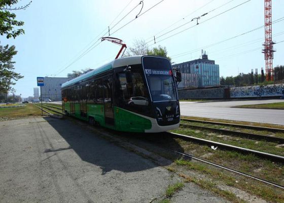 В Челябинске водителям трамваев повысили зарплату