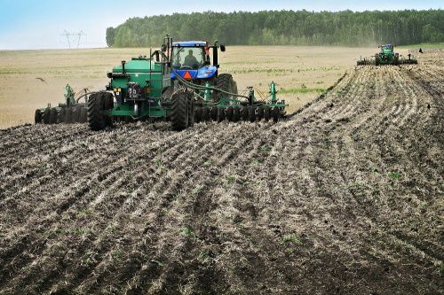 Челябинские аграрии получат субсидии раньше запланированного срока 