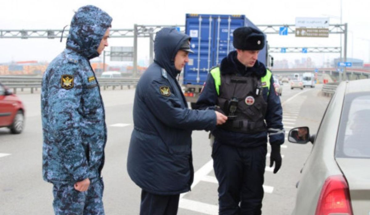 За десять дней в Ростовской области сотрудники ГИБДД взыскали долги в несколько сотен тысяч рублей 