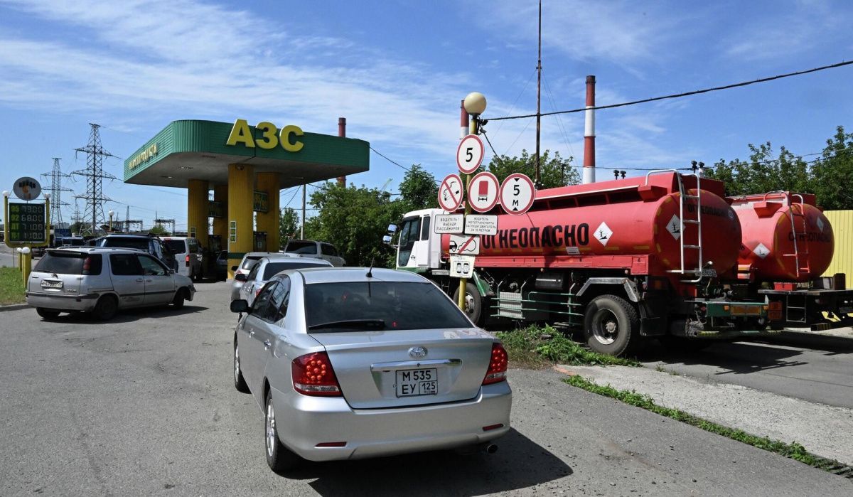 Кабмин готовится ввести запрет на экспорт бензина до конца года