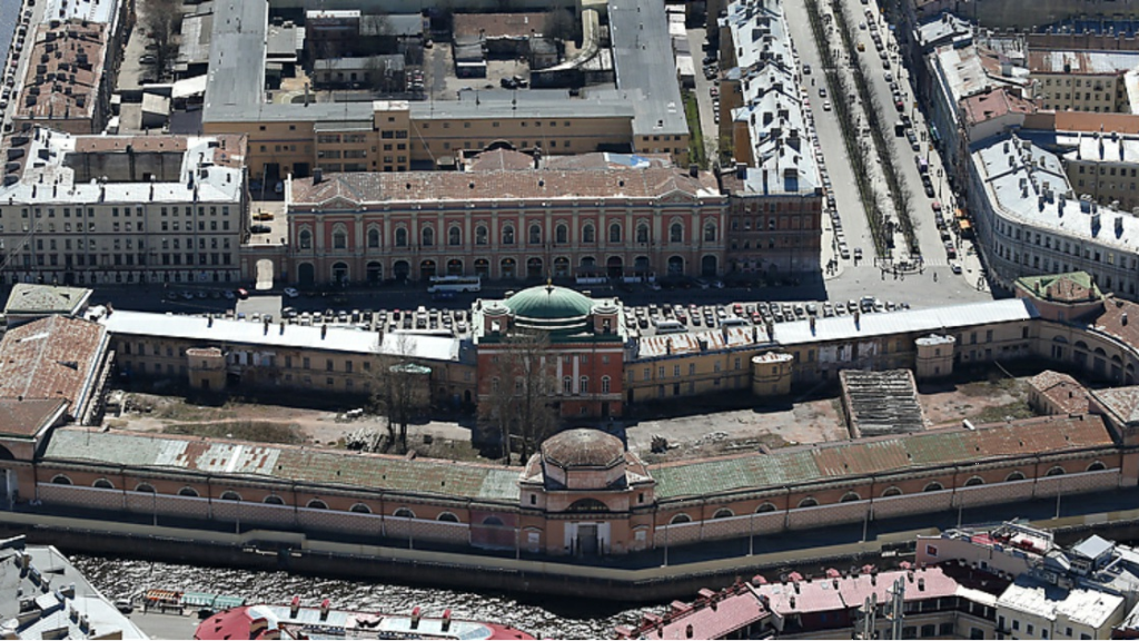 Петербург стремительно теряет свой облик из-за разрушения архитектурных памятников 