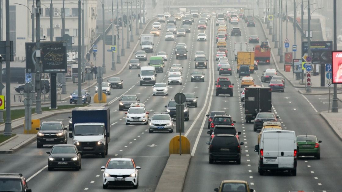 В Москве водителей предупредили о сильном ветре