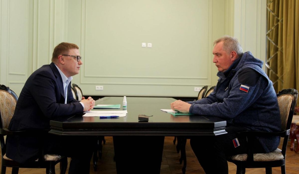 Губернатор Челябинской области провёл встречу с главой Роскосмоса