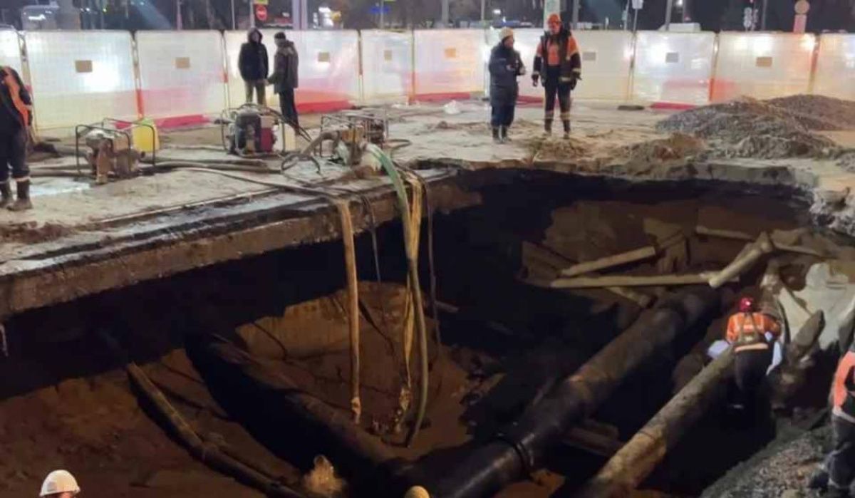 В Петербурге восстановлен поврежденный водопровод на проспекте Энгельса