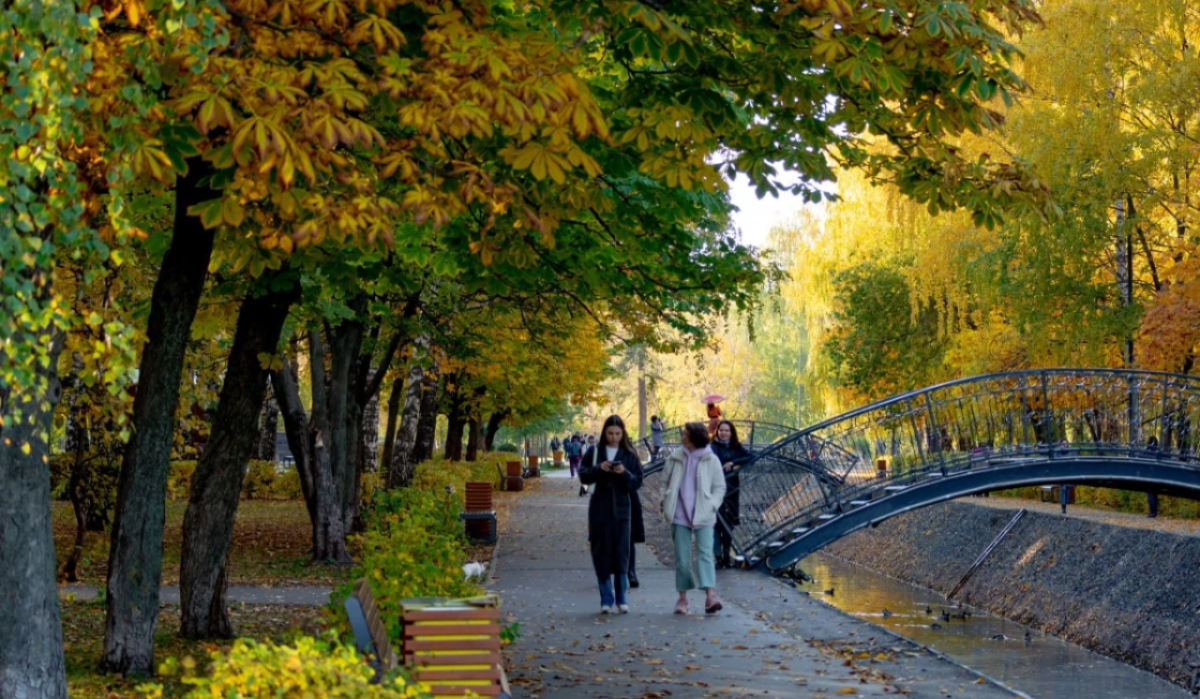 Синоптик объяснил сроки наступления метеорологической осени в центре России