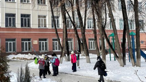 Власти Челябинска рассказали об эвакуации школьников