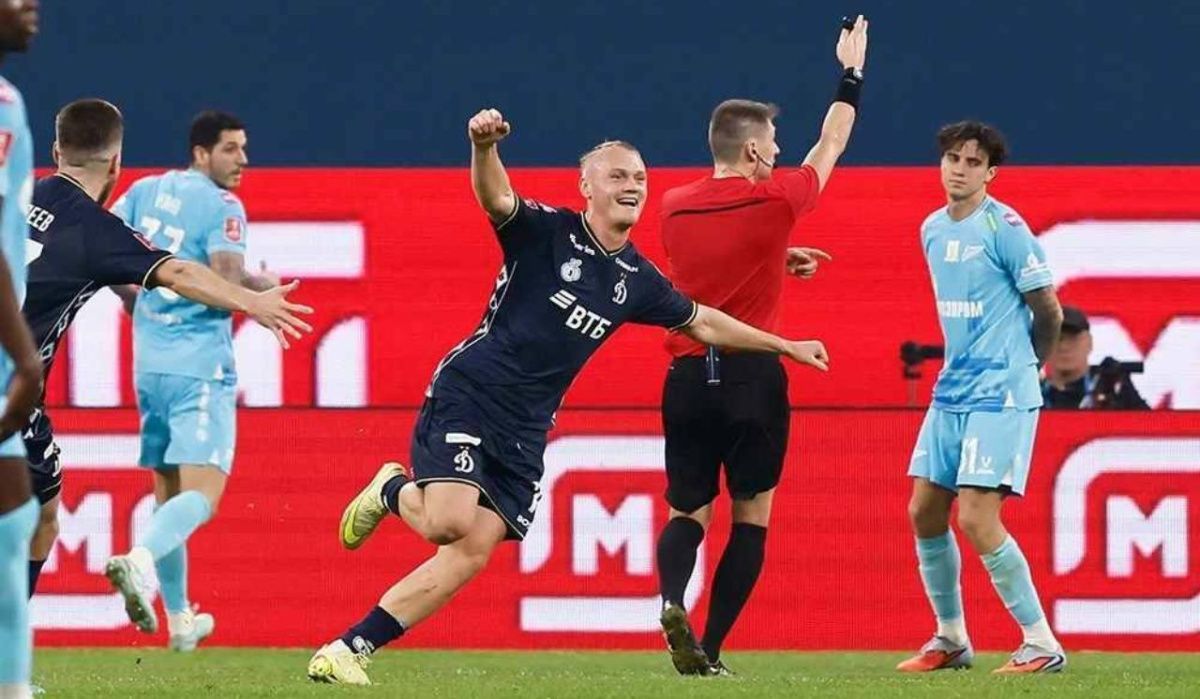 &quot;Зенит&quot; уступил &quot;Динамо&quot; в матче Кубка России
