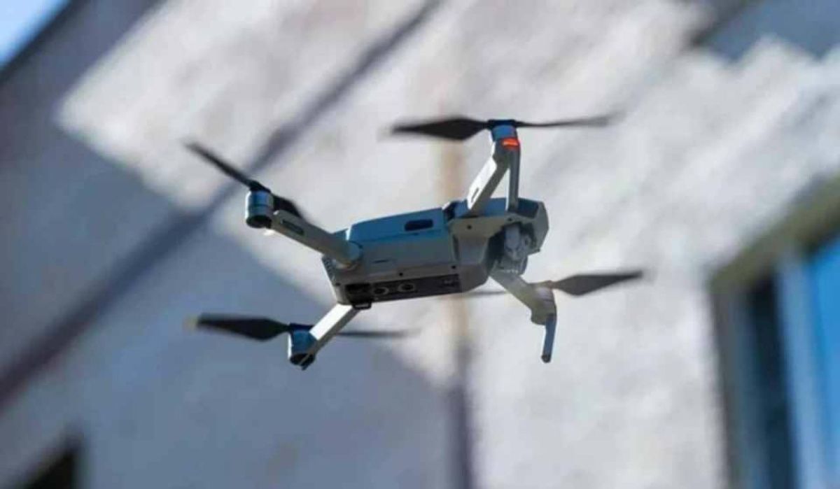 В Ленобласти объявили воздушную опасность из-за несанкционированного запуска дрона