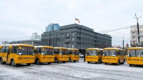 Челябинский областной автопарк пополнился новыми школьными автобусами