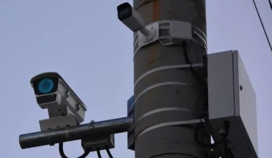 В Челябинске установят камеры, которые будут фиксировать выезд на выделенные полосы